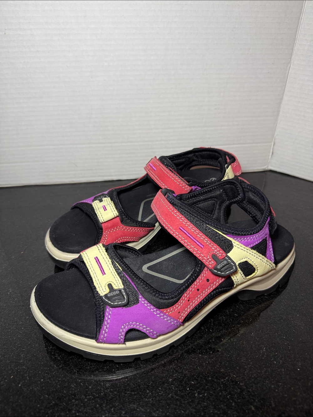 ECCO Women's Yucatan Multicolor Offroad Outdoor Sandals Size EU 41 (US 10-10.5)